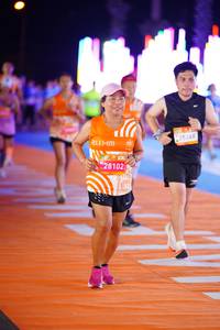 BIB: 104, 211, 28102, 25268
                            <button type="button" onclick="openModal(23004221)" class="btn btn-primary btn-sm float-right btn-popup" data-toggle="modal" data-target=".modal-high-quality">
                        <i class="fas fa-shopping-cart"></i> Add to Cart
                    </button>
                                            <button type="button" onclick="isThisMe(23004221, true)" class="btn btn-success btn-sm float-right btn-popup btn-isme hidden" data-toggle="tooltip" data-placement="bottom" title="นี่คือรูปของคุณใช่ไหม คลิกที่นี่เพื่อเอาเข้าอัลบั้ม">
                        <i class="fas fa-plus"></i> Add to album
                    </button>
                    <button type="button" onclick="isThisMe(23004221, false)" class="btn btn-warning btn-sm float-right btn-popup btn-isnotme hidden">
                        <i class="fas fa-ban"></i> Remove from album
                    </button>